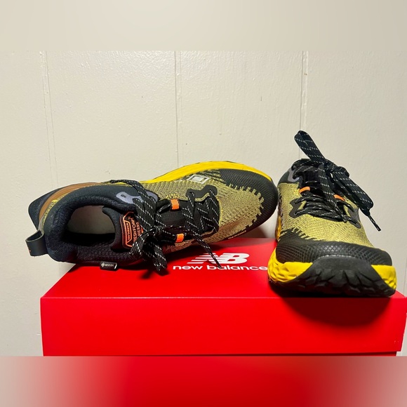 New Balance All Terrain Sneakers - Picture 5 of 6